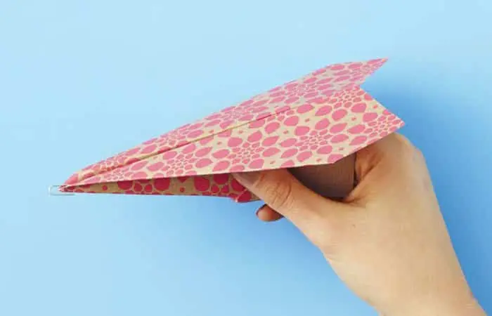 como hacer un ave de papel que vuele - Cómo hacer un avión de papel paso a paso