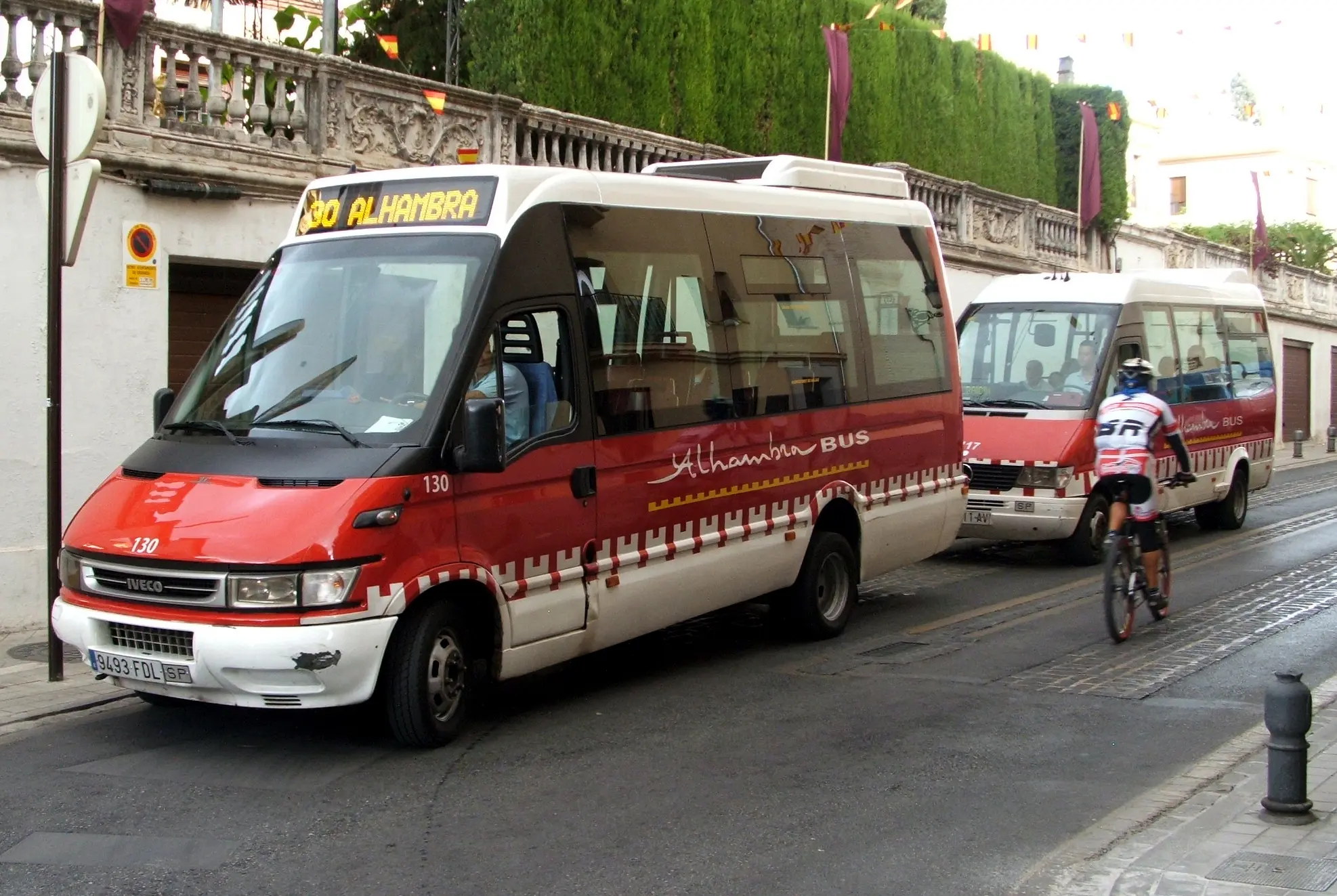 ave bus promocional alhambra - Cómo ir de la estación de autobuses a la Alhambra