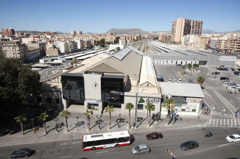estacion ave alicante - Cómo se llama la estación del AVE en Alicante
